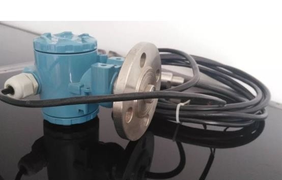 Oil Resistance Hydrostatic Level Transmitter With Hart / RS485 Output