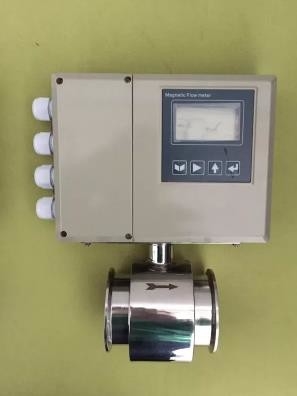 IP68 10m/S Velocity 4.0Mpa DN15 Magnetic Flow Meter